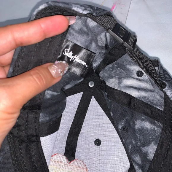 Sally Hansen Rainbow Pride Unisex Embroidered Black Gray Tie Dye Hat Ball Cap - Picture 5 of 6